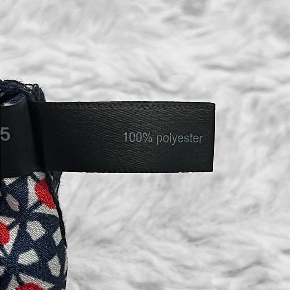 The Limited Women’s Geometric Print Short Sleeve Blouse - Red/White/Navy Blue - Picture 7 of 8